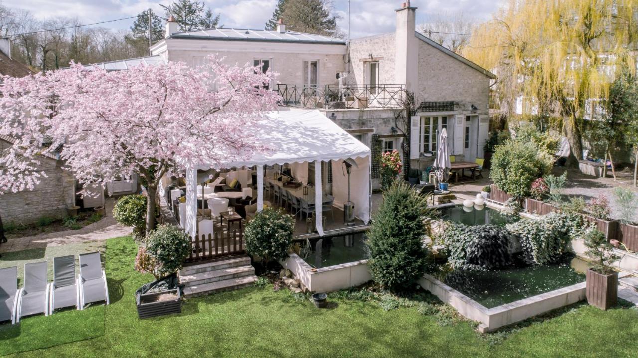 Courteuil L'Ame Des Hospitaliers Bed & Breakfast エクステリア 写真